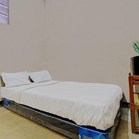 Oyo Life 92709 Kost Teras Cikapundung Syariah Bandung Exterior foto