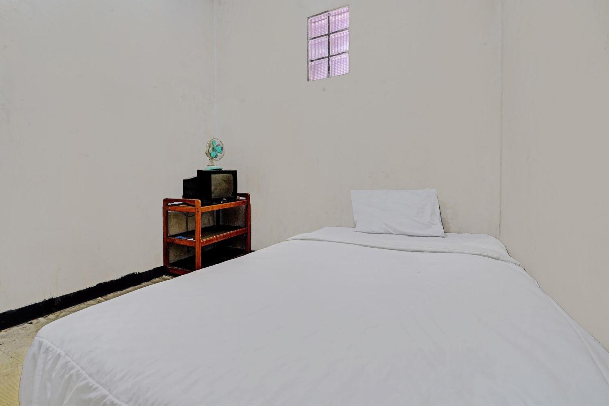 Oyo Life 92709 Kost Teras Cikapundung Syariah Bandung Exterior foto