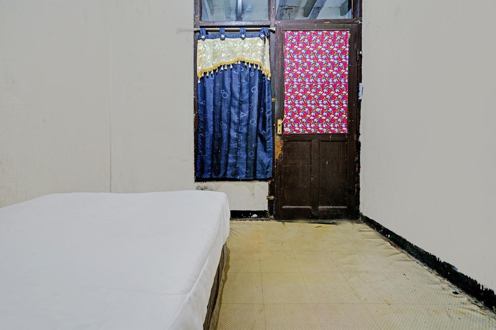 Oyo Life 92709 Kost Teras Cikapundung Syariah Bandung Exterior foto